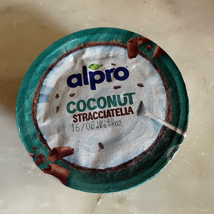 photo of Alpro alpro coconut stracciatella shared by @mimmanelcuore on  08 Aug 2023 - review