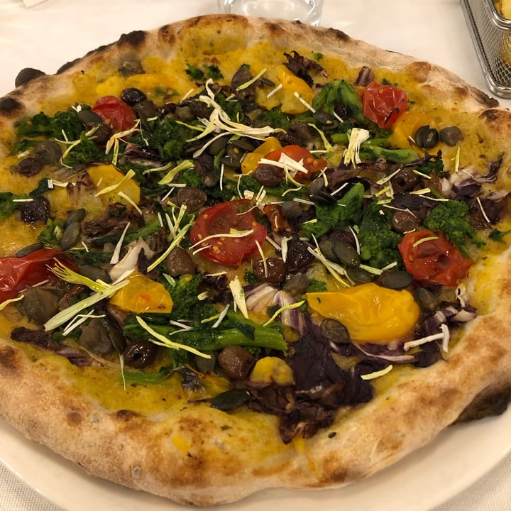photo of Mezzometro Jesi pizza vegana “10 verdure per me” shared by @martaemme on  14 Jan 2023 - review