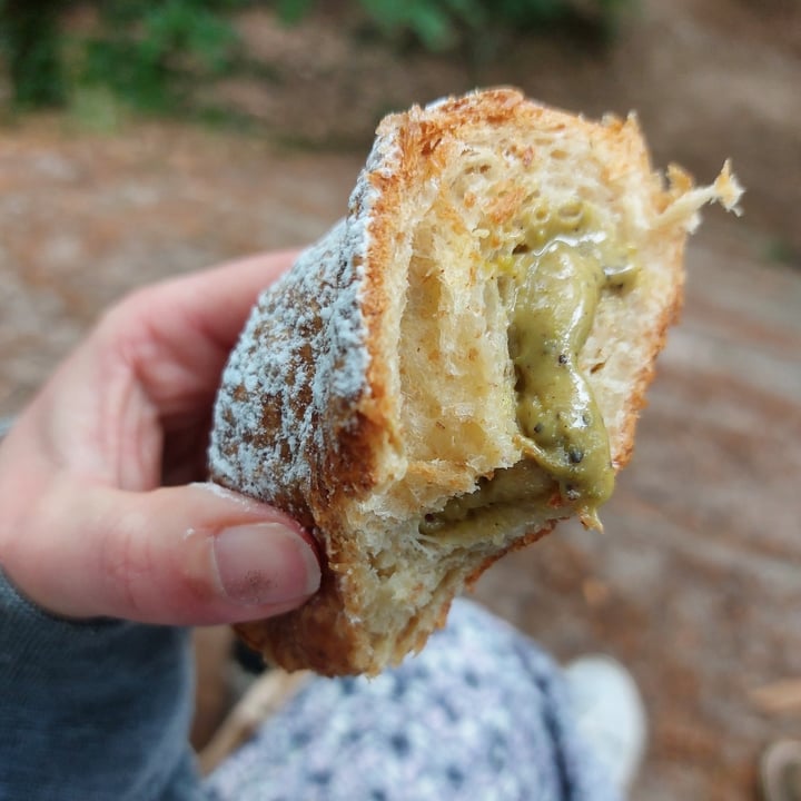 photo of Life's a Peach Pistachio croissant shared by @irenejohanna on  30 May 2023 - review