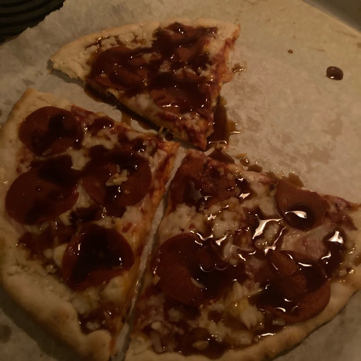 photo of Tattooed Chef Killer Bee Plant Based Pizza shared by @cosmicgoddess on  21 Dec 2022 - review