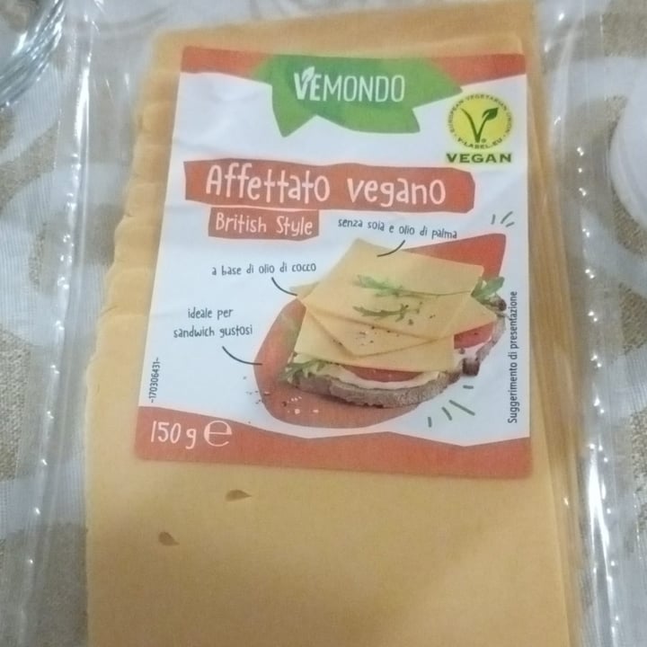 photo of Vemondo Affettato vegano British style shared by @romina77 on  19 Feb 2023 - review