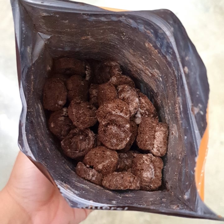 photo of Drizzilicious Cookies And Cream Bites shared by @viralata on  28 Apr 2023 - review