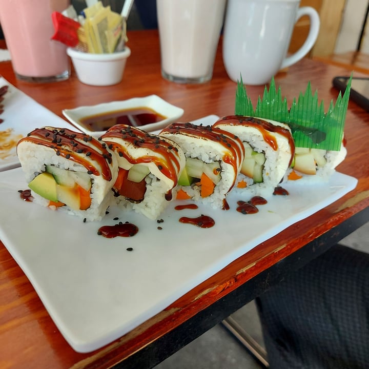 photo of V Ramen manchego roll shared by @rebecalozano on  19 May 2023 - review