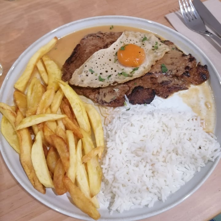 photo of A Minha Avó - Vegan Portuguese Food Bitoque shared by @beeatriz on  29 Jul 2023 - review