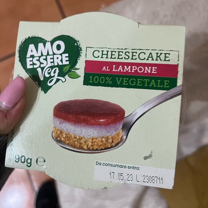 photo of Amo Essere Veg cheesecake al lampone - 100% vegetale shared by @anapalm on  20 Apr 2023 - review