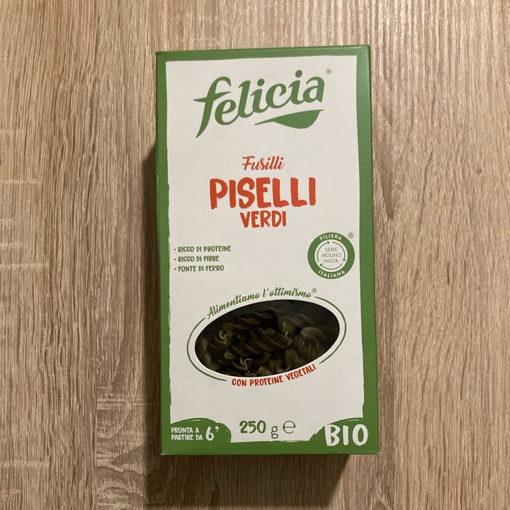 photo of Felicia Fusilli di piselli verdi shared by @elisavegan on  08 Jan 2023 - review