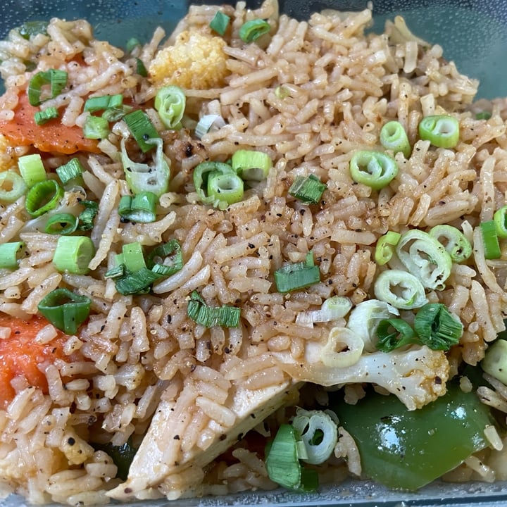 photo of Veggo Sizzle Tom yum fried rice shared by @swaru on  06 Mar 2023 - review