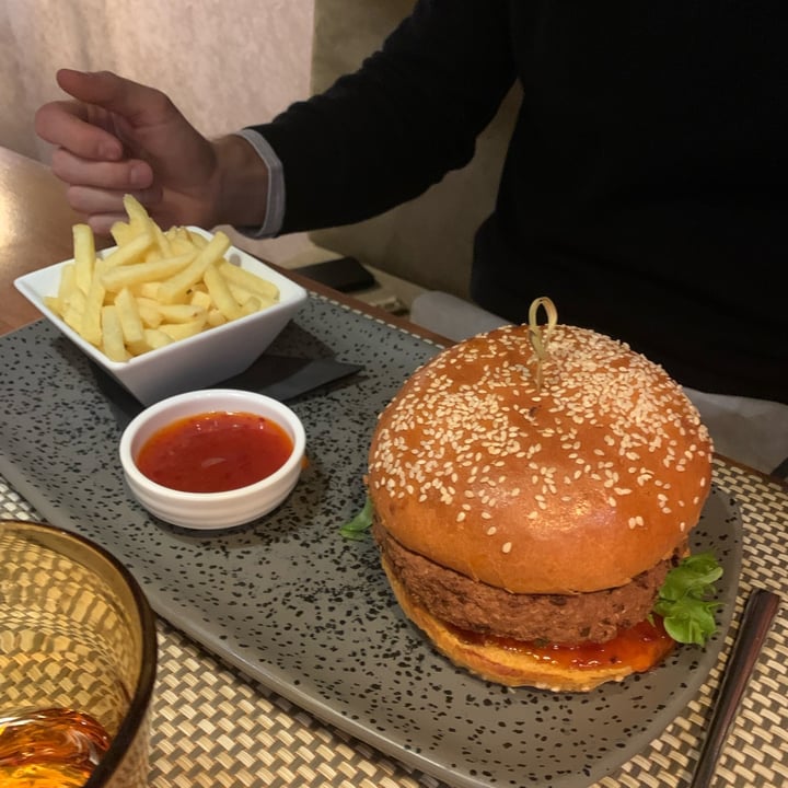 photo of BLU Restaurant & Lounge Tofu Hamburger shared by @fradelor on  25 Feb 2023 - review