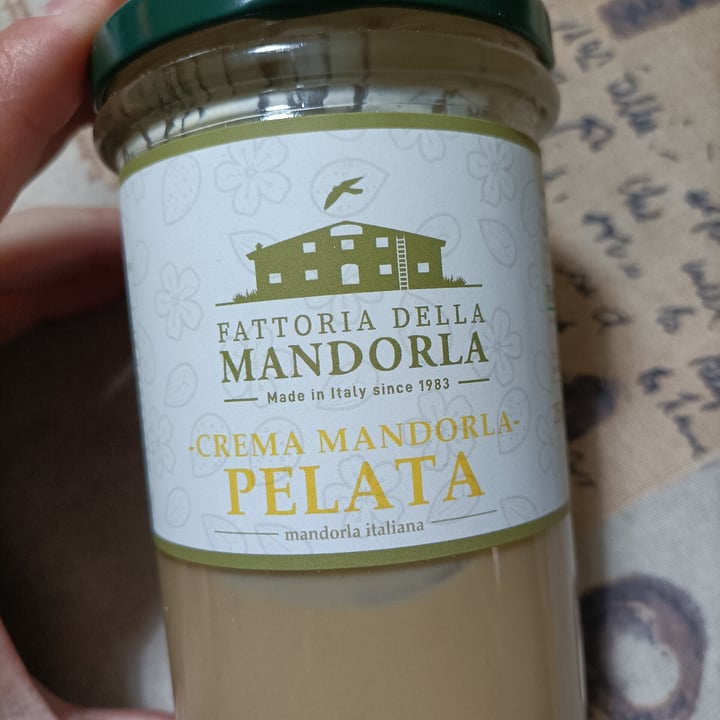 photo of La fattoria della mandorla Crema Di Mandorla Pelata shared by @maka89 on  28 Mar 2023 - review