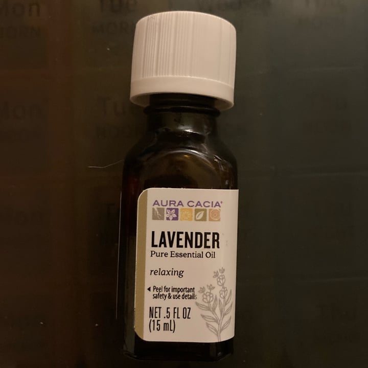 photo of Aura Cacia Lavender 100% Pure Essential Oil shared by @cosmicgoddess on  01 Jan 2023 - review