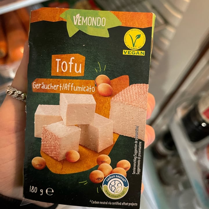 photo of Vemondo Tofu affumicato shared by @zombieinblack on  23 Jan 2023 - review