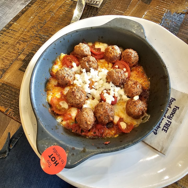 photo of Zizzi vegan meatballs shared by @shannon902 on  19 Jun 2023 - review