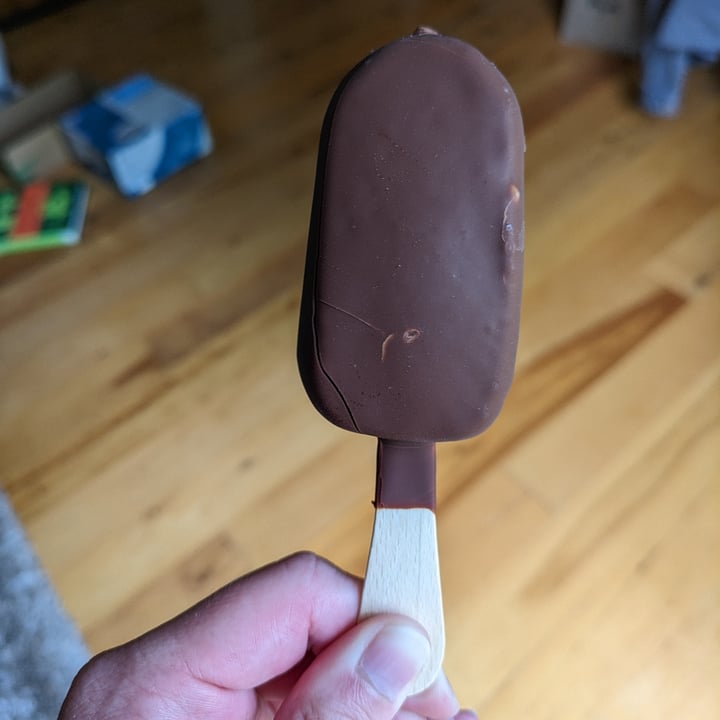 photo of Magnum Classic Almond Mini shared by @edav334 on  30 Jun 2023 - review