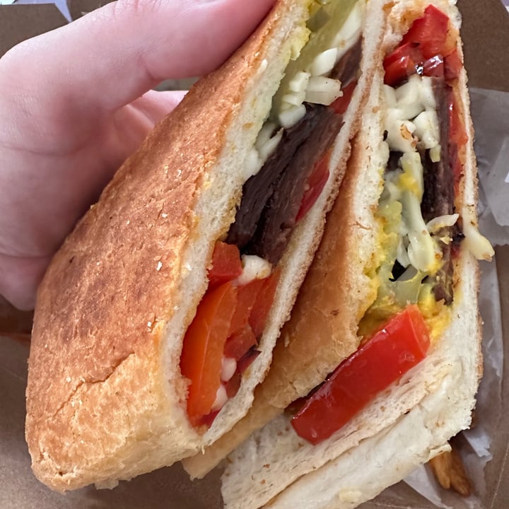 photo of 90 Miles Cuban Cafe El Cubano Vegano shared by @lovecows on  06 May 2023 - review