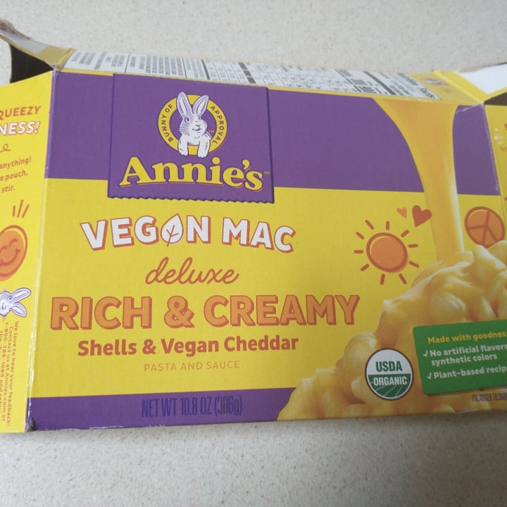 photo of Annie’s Deluxe Rich & Creamy Shells & Vegan Cheddar shared by @forestnymph on  17 May 2023 - review
