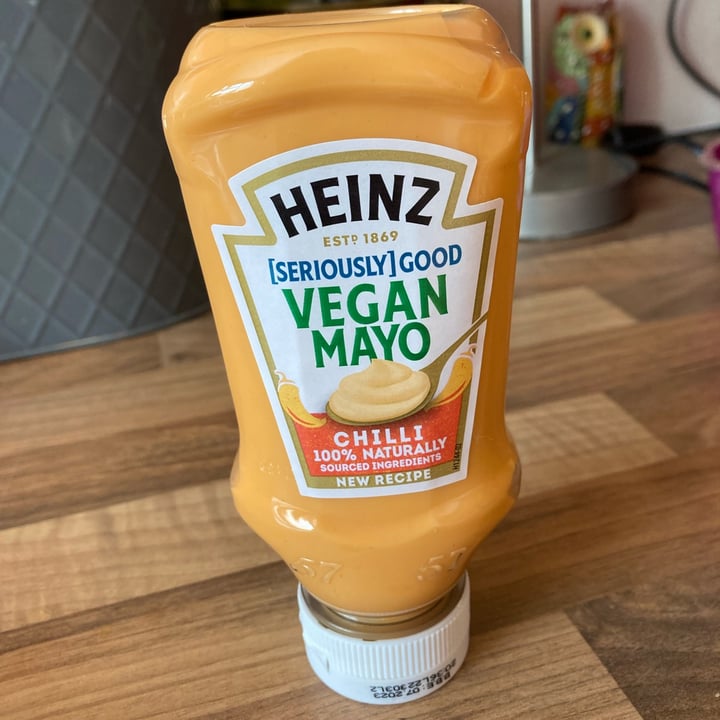 photo of Heinz Chilli Vegan Mayo shared by @louiseg on  07 Jun 2023 - review