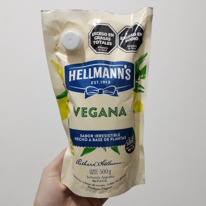 photo of Hellmann’s mayonesa vegana shared by @veganx on  10 May 2023 - review