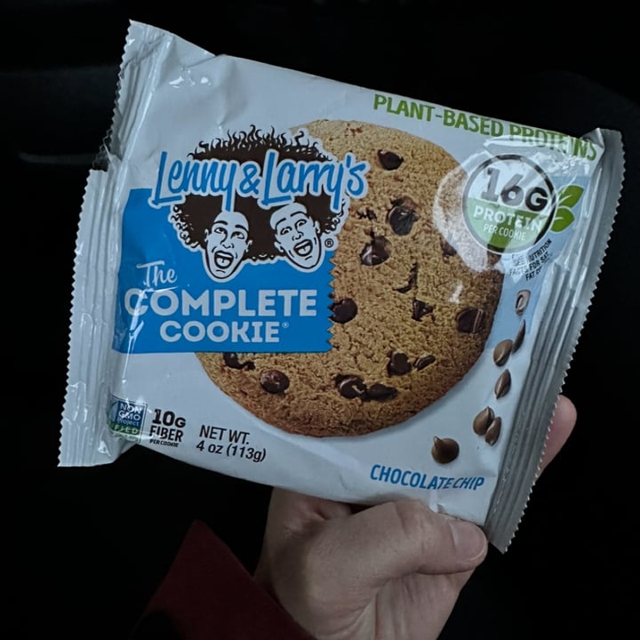 photo of lenny’s and larry The Complete Cookie Chocolate Chip  shared by @meliescosteguy on  23 Apr 2023 - review