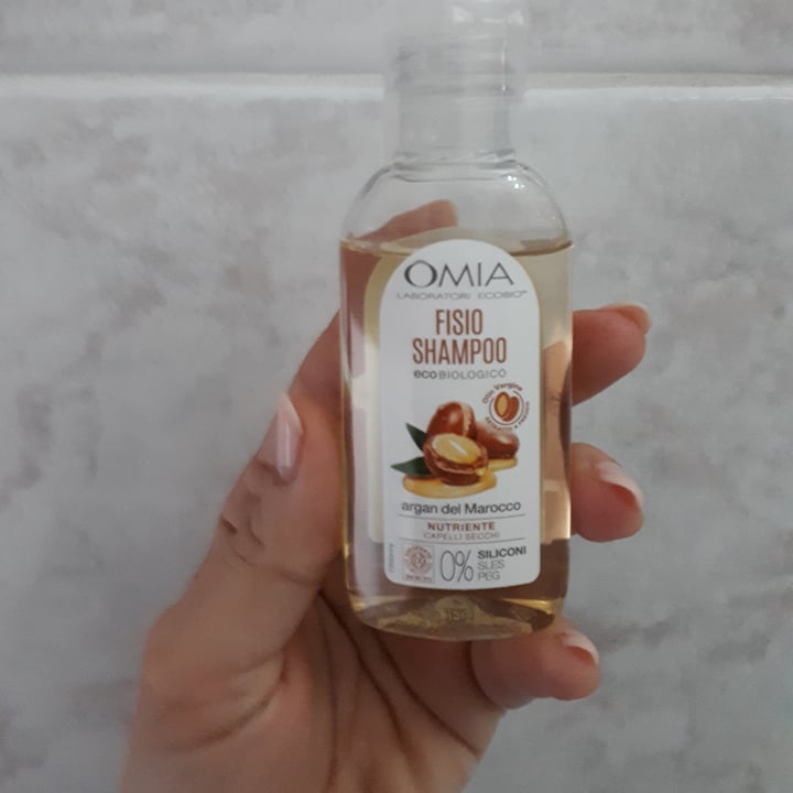 photo of Omia Fisio Shampoo Argan del Marocco shared by @paolinasw on  10 Feb 2023 - review