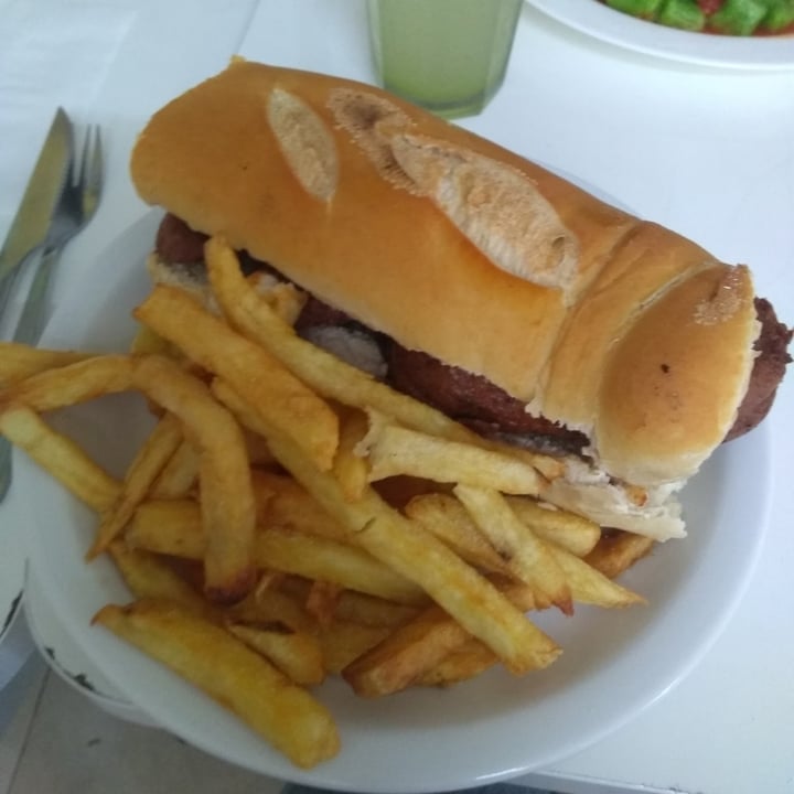 photo of Loving Hut Microcentro choripan shared by @laumar85 on  05 Aug 2023 - review