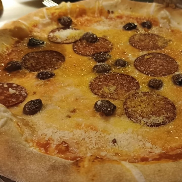 photo of Choose Restaurante Vegano pizza diavola shared by @abuscato on  08 Jan 2023 - review