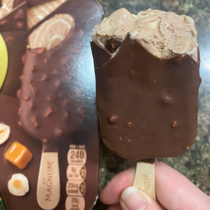 photo of Magnum Non-Dairy Hazelnut Crunch shared by @spookyfoodie on  22 Jan 2023 - review