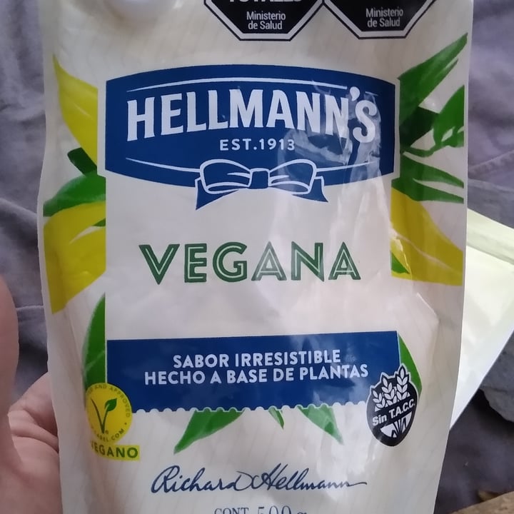 photo of Hellmann’s mayonesa vegana shared by @silviov on  01 Mar 2023 - review