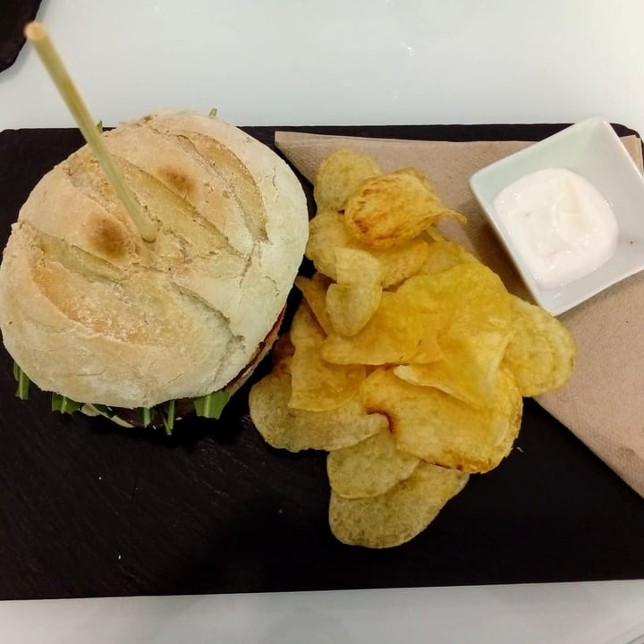 photo of Sweet Paradise Burguer Fungi shared by @troosti on  04 Aug 2023 - review