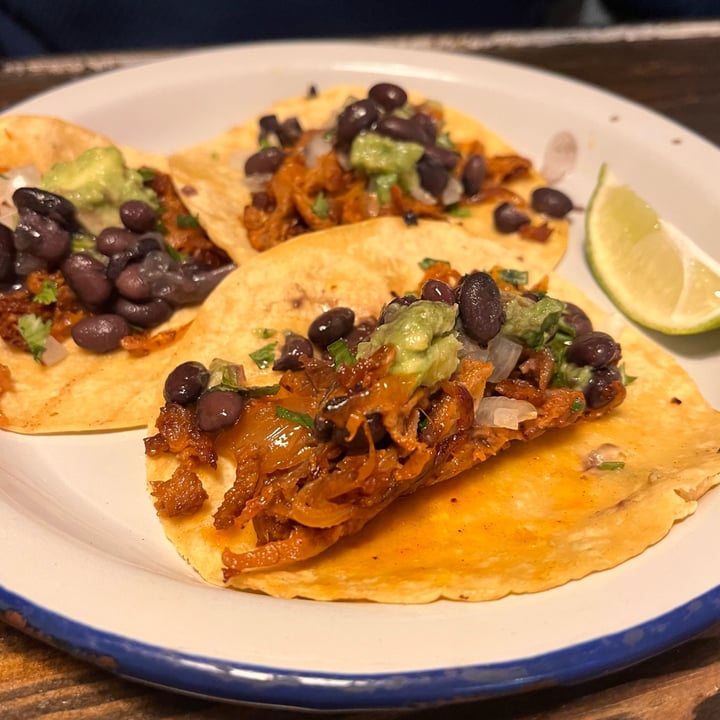 photo of Monchito tacos de bistec estilo michoacan shared by @myriam- on  28 Feb 2023 - review
