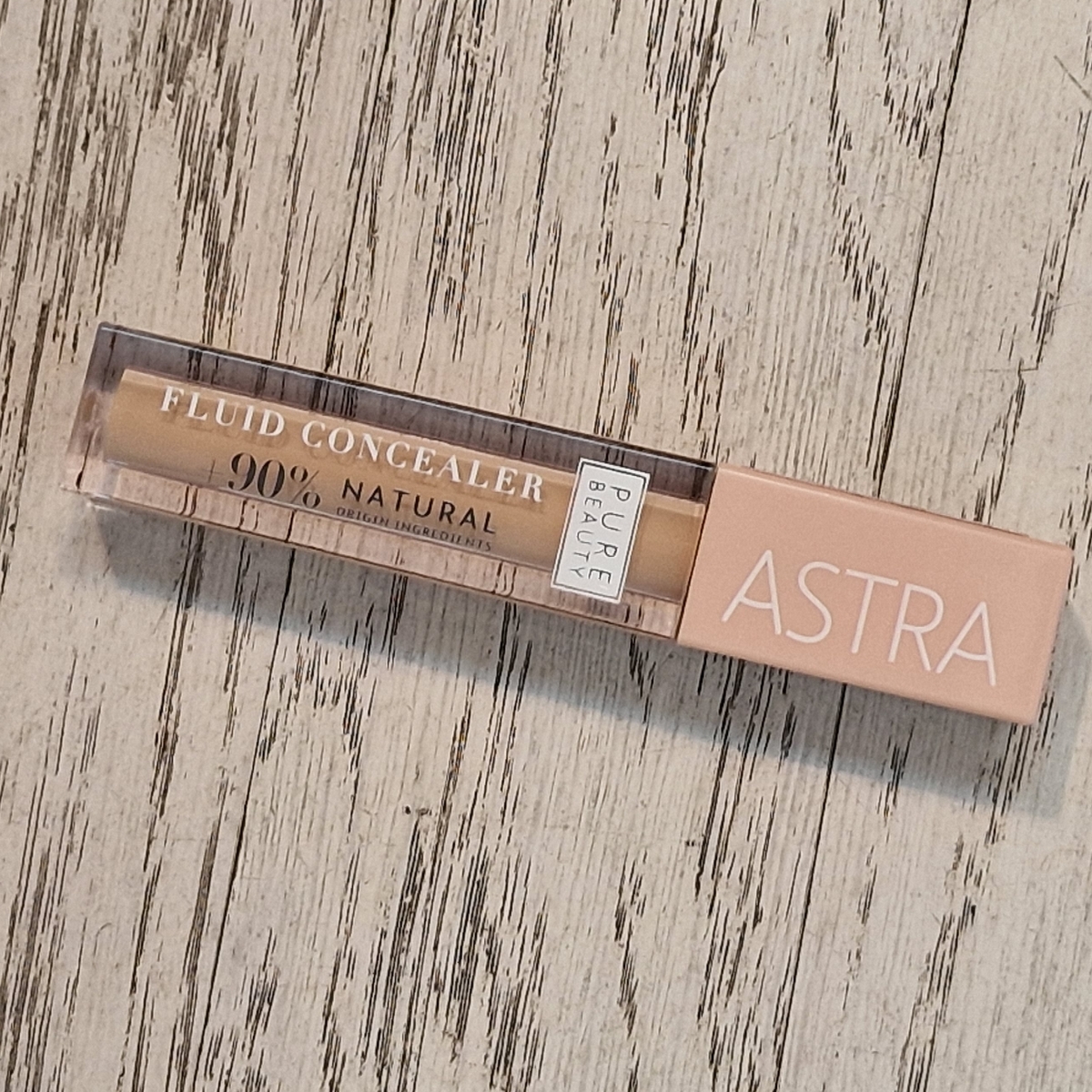 Astra Pure Beauty fluid concealer Reviews | abillion