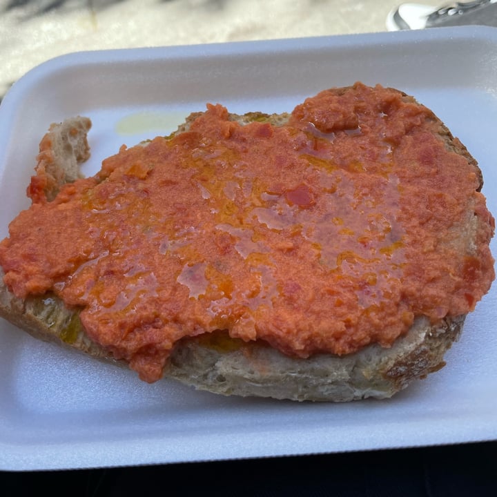 photo of El Capricho Extremeño Tostada De Tomate, Aceite Y Ajo shared by @noeliaperez on  10 Apr 2023 - review