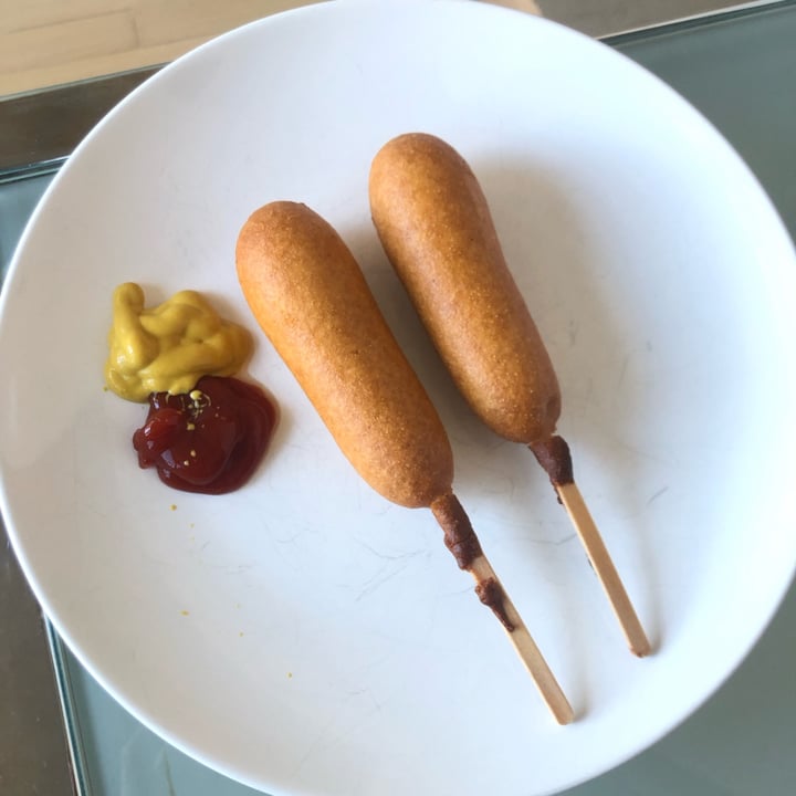 photo of MorningStar Farms Veggie Corn Dogs shared by @lovecows on  10 Feb 2023 - review