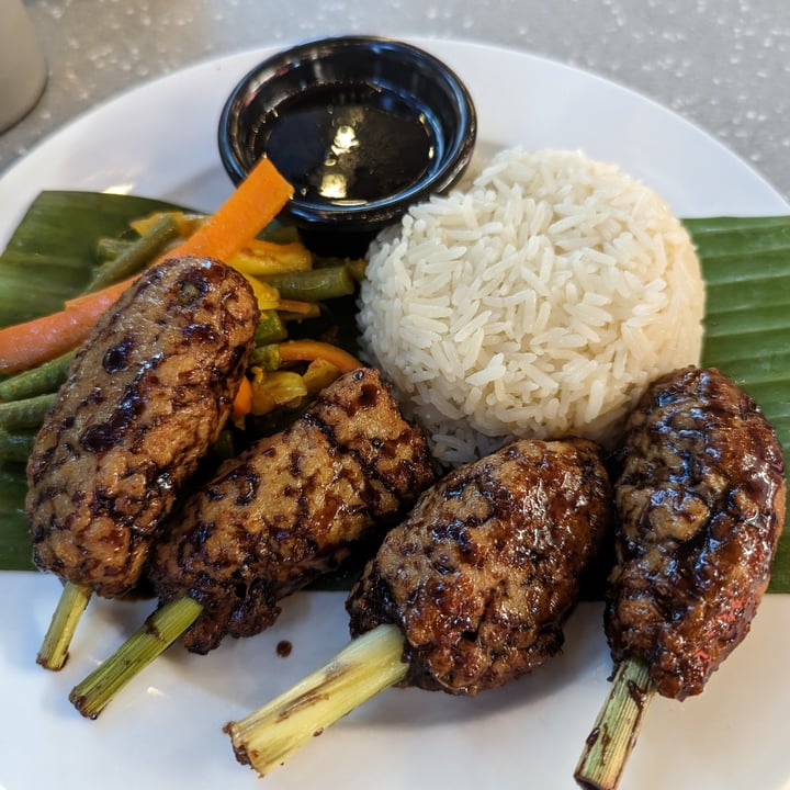 photo of CLOSED - Privé Paragon Lemongrass Skewered Impossible Pork Ribs shared by @shawneofthedead on  15 Jan 2023 - review