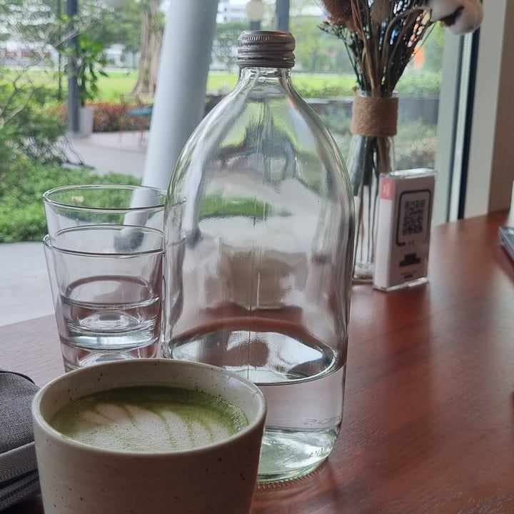 photo of (working title) Riverside Matcha Latte With Oat Milk shared by @imgoodgirl on  01 Jan 2023 - review