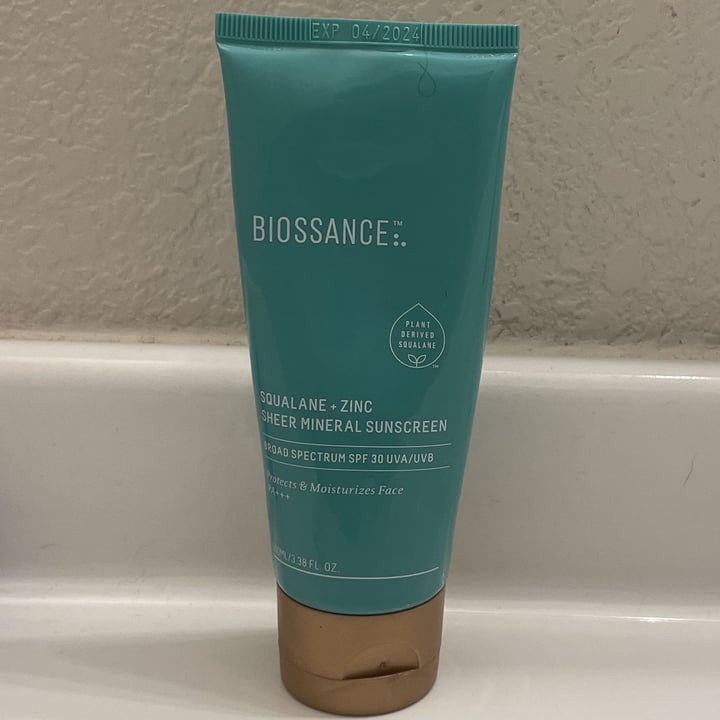 photo of Biossance Squalane + Zinc Sheer Mineral Sunscreen shared by @drs on  03 Jan 2023 - review