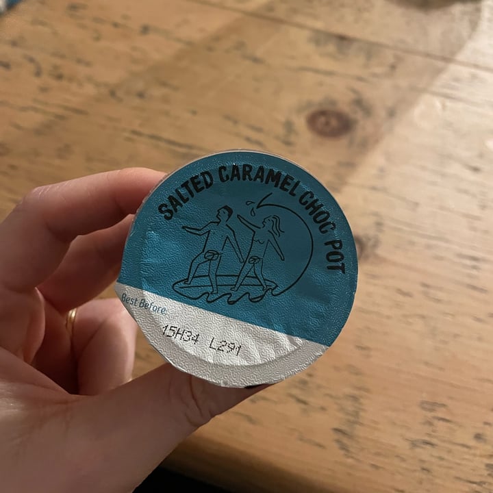 photo of The Coconut Collaborative Salted Caramel Choc Pots shared by @lucyjseward on  28 Jan 2023 - review