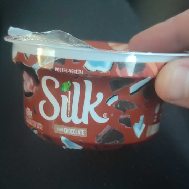 photo of Silk postre vegetal Chocolate shared by @andrescba on  13 Jul 2023 - review