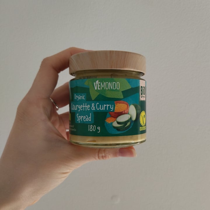 photo of Vemondo Organic courgette & curry spread shared by @martinadigabriele on  10 Jan 2023 - review