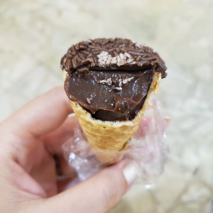 photo of Conection Cones Trufados Cone de Brigadeiro shared by @scs on  02 Mar 2023 - review