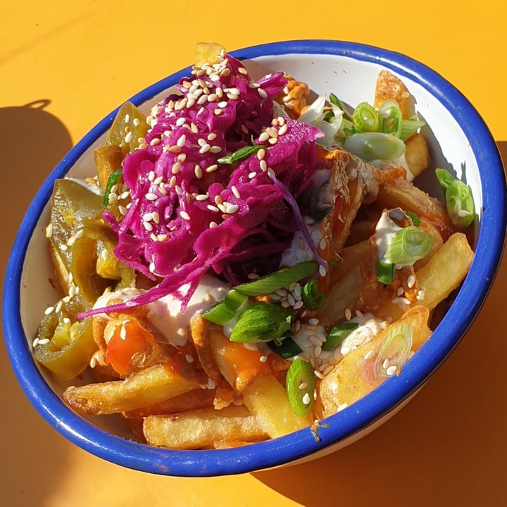 photo of Neighbourhood Brighton Loaded Fries shared by @lydiahawkins on  10 Apr 2023 - review