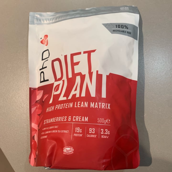 photo of Phd smart plant high protein lean matrix strawberries and cream shared by @bolpar12 on  11 Aug 2023 - review