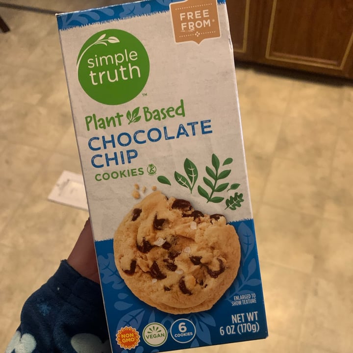 photo of Simple Truth Plant Based Chocolate Chip Cookies shared by @ceciitud0n on  17 Jan 2023 - review