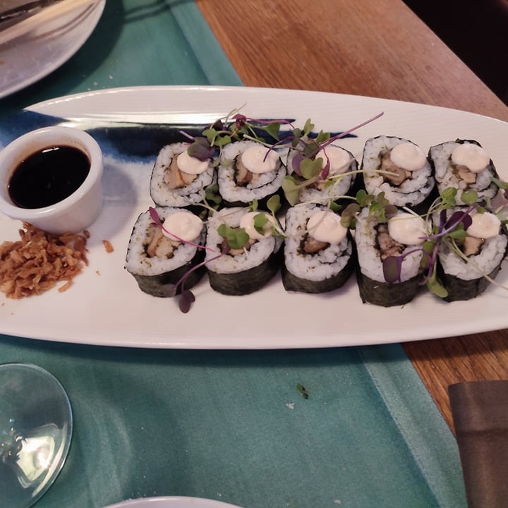 photo of Hakuna Matata Veggie Sushi De La Montaña shared by @amarantal on  08 May 2023 - review
