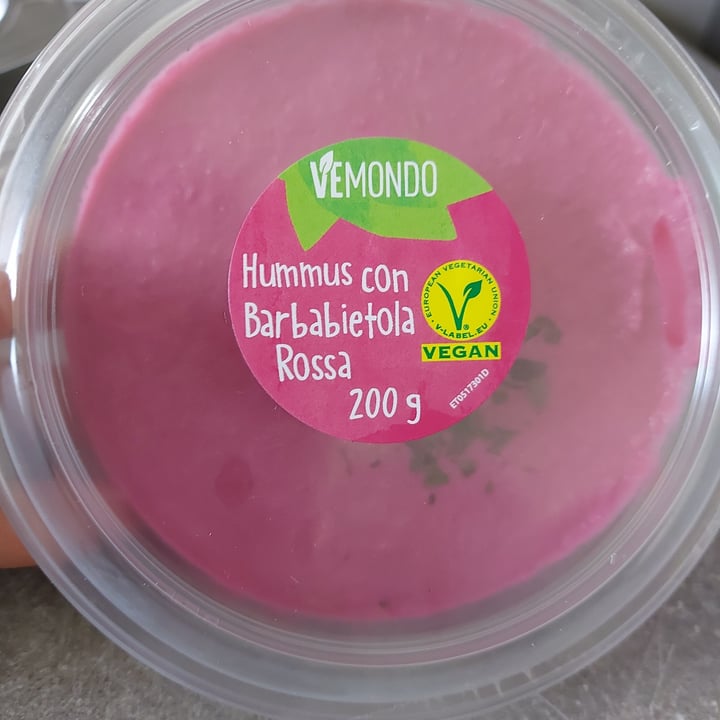 photo of Vemondo  Hummus Barbabietola shared by @1209 on  05 Apr 2023 - review