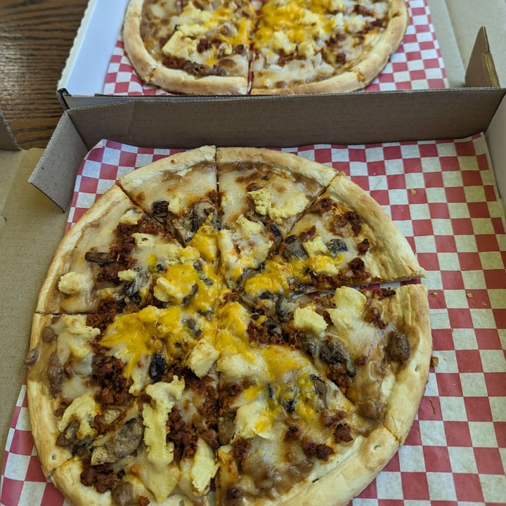 The Brunch Box Downtown, Omaha, United States Vegan Breakfast Pizza