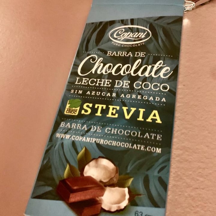 photo of Copani Barra de chocolate con leche de coco endulzado con stevia shared by @lolimiqueo on  28 Feb 2023 - review