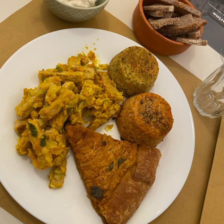 photo of La Gastronomia Veg Piatto Misto shared by @francibet on  01 Jan 2023 - review