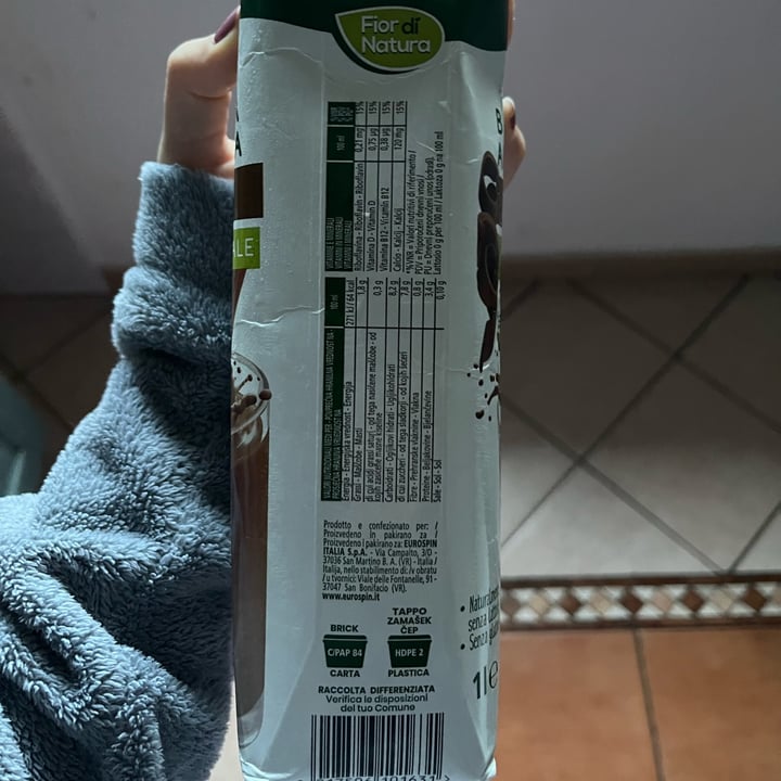 photo of Fior di Natura Latte Di Soia Al Cioccolato shared by @curlyojam on  31 Jan 2023 - review