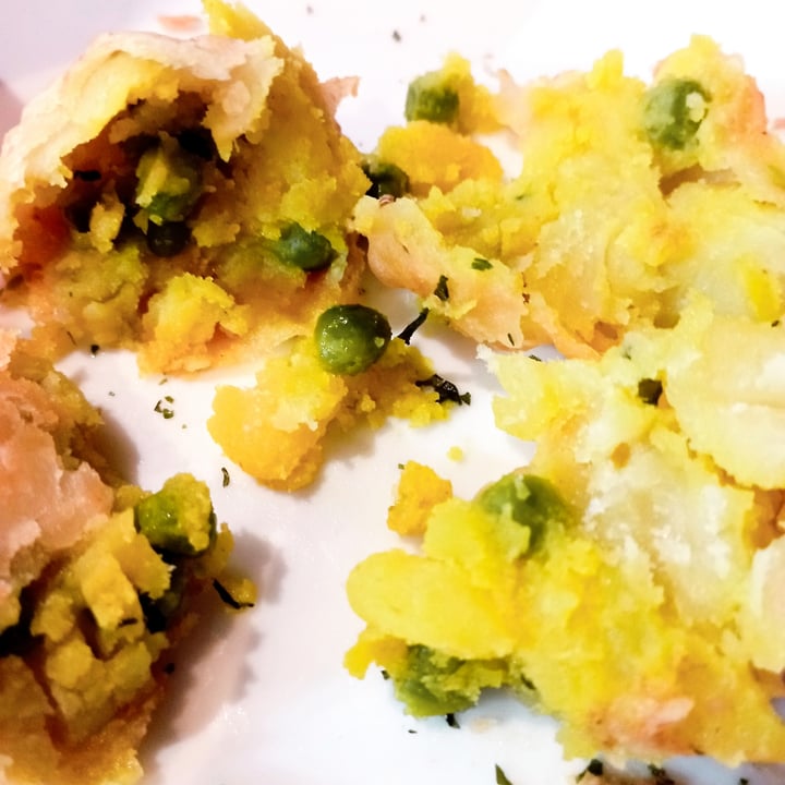 photo of Royal Taj Samosa shared by @whathaveyoudone on  31 Jan 2023 - review