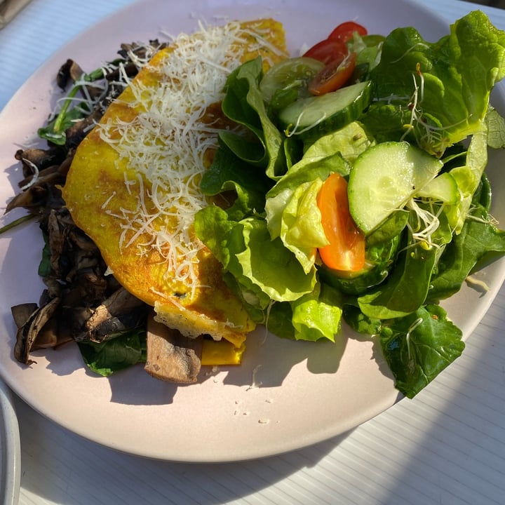 photo of Oh My Days Vegan Cafe Omelette shared by @blacklilyleaf on  02 Aug 2023 - review